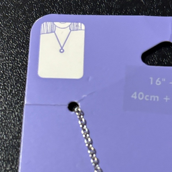 Claire's Accessories.Pearl Heart Barrettes,Peace Sign Ring, French Fry Necklace - Picture 10 of 11